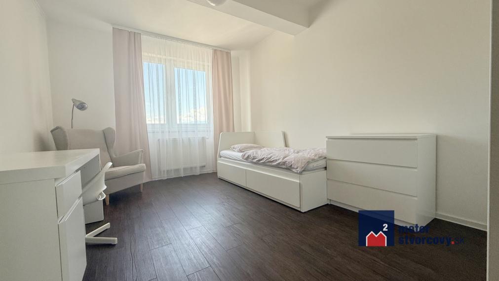 Predaj veľkometrážneho 3i bytu | 111 m2 | Žilina | Jánošíkova | 2x balkón | výťah