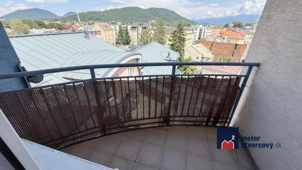 Predaj veľkometrážneho 3i bytu | 111 m2 | Žilina | Jánošíkova | 2x balkón | výťah
