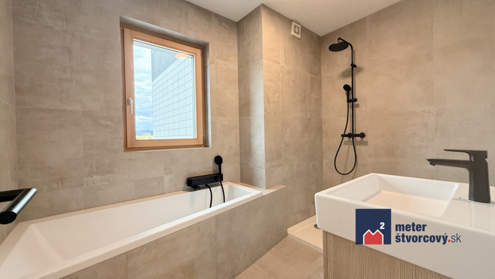 NOVINKA: Predaj 2-izb. bytu s balkónom v komplexe Europalace | 65 m2