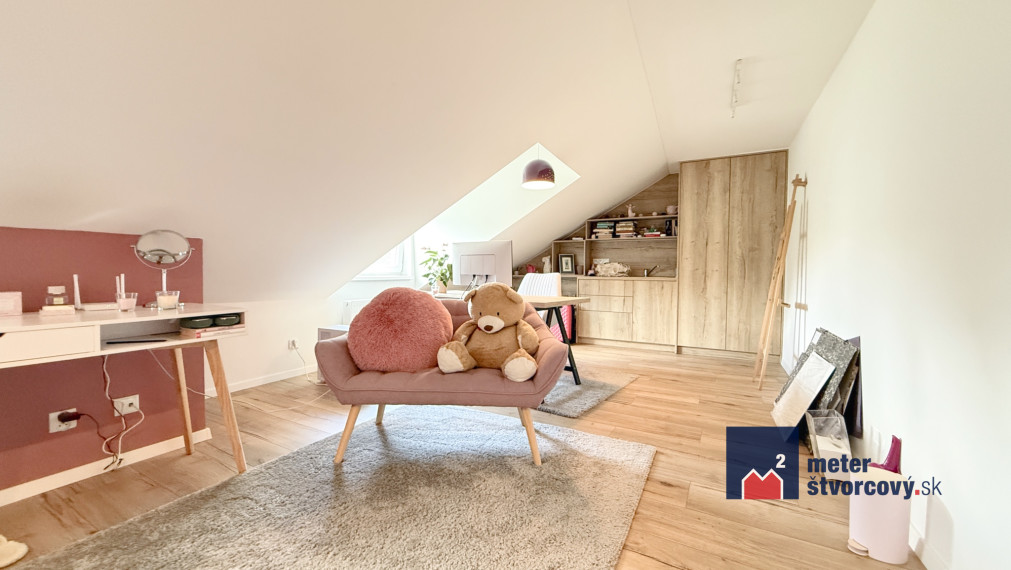 Predaj krásneho rodinného domu | 270 m2 úžitkovej plochy | 400 m2 pozemku