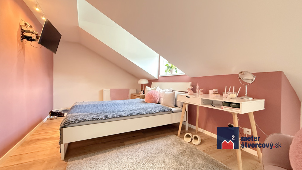 Predaj krásneho rodinného domu | 270 m2 úžitkovej plochy | 400 m2 pozemku