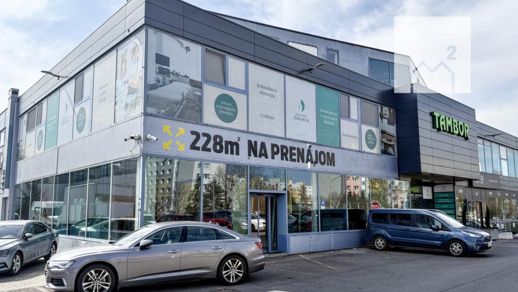 Obchodné priestory na prízemí | Solinky | 228 m2 | Tambor