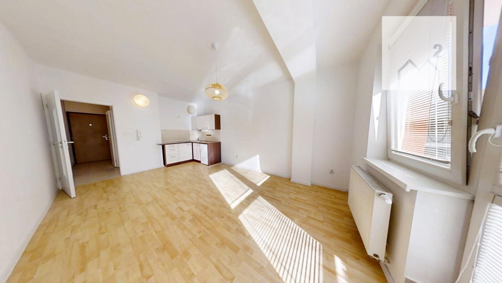 Predaj: Veľká garsónka s balkónom, ul. Kvačalová, Žilina