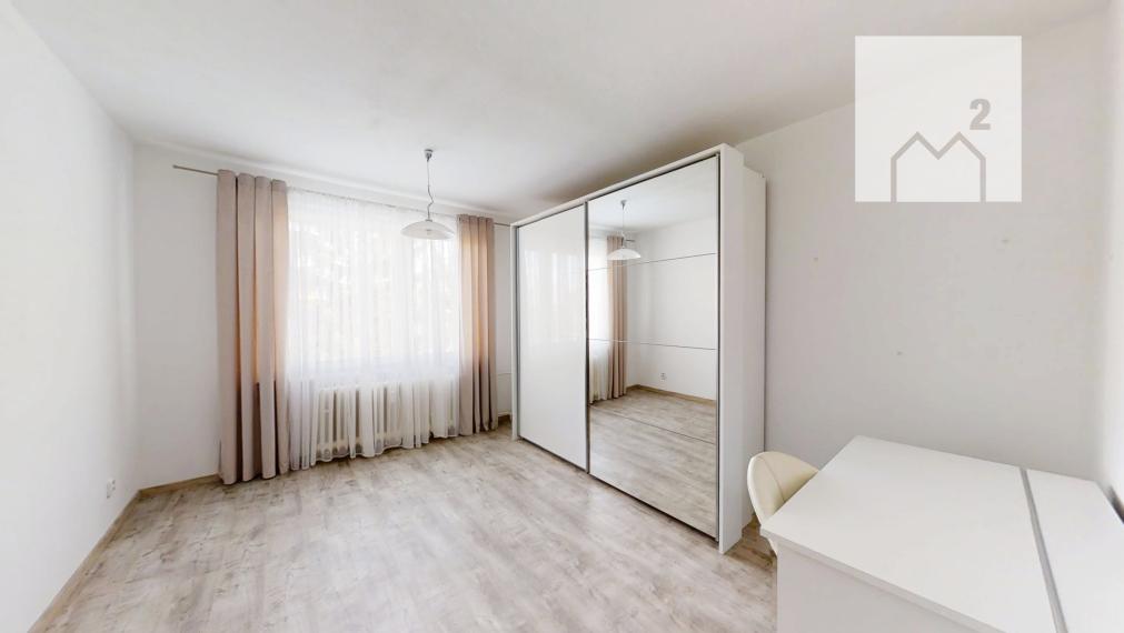 Priestranný 3-izbový byt s balkónom a lodžiou na Predmestskej ulici v Žiline