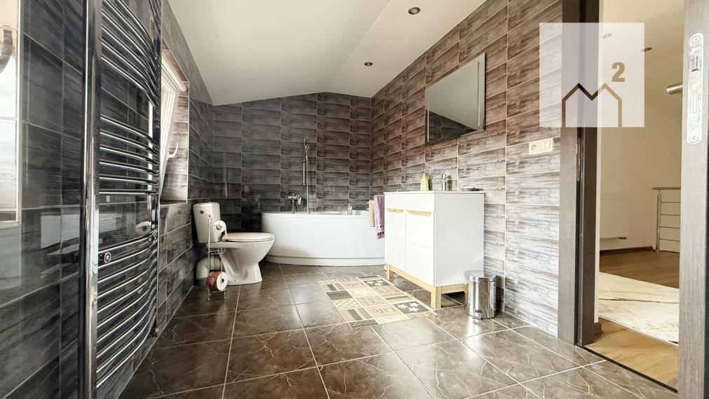 5-izb. RD Mojš s krásnym pozemkom a veľkým humnom | 750 m2