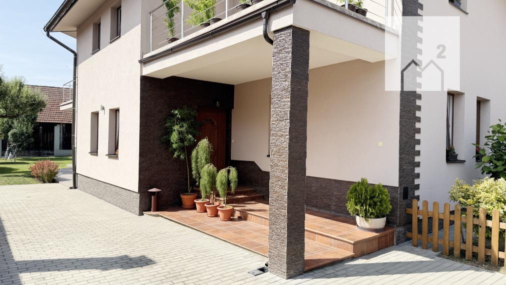 5-izb. RD Mojš s krásnym pozemkom a veľkým humnom | 750 m2