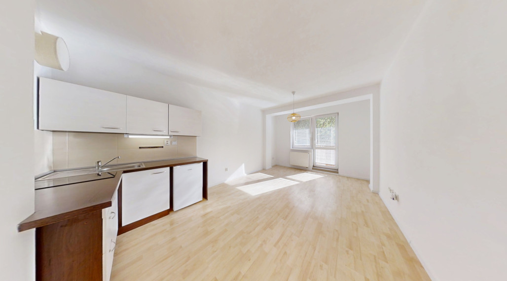 Predaj: Veľká garsónka s balkónom, ul. Kvačalová, Žilina