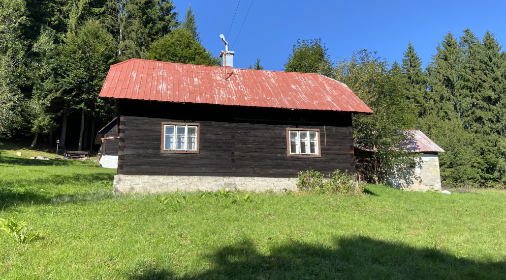 Drevenica v pôvodnom stave - len 4 km od SKI Makov, okres Čadca