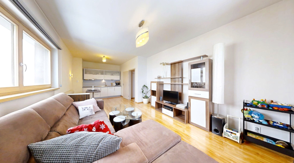 Predaj: 2 izbový byt Europalace, Žilina-Vlčince