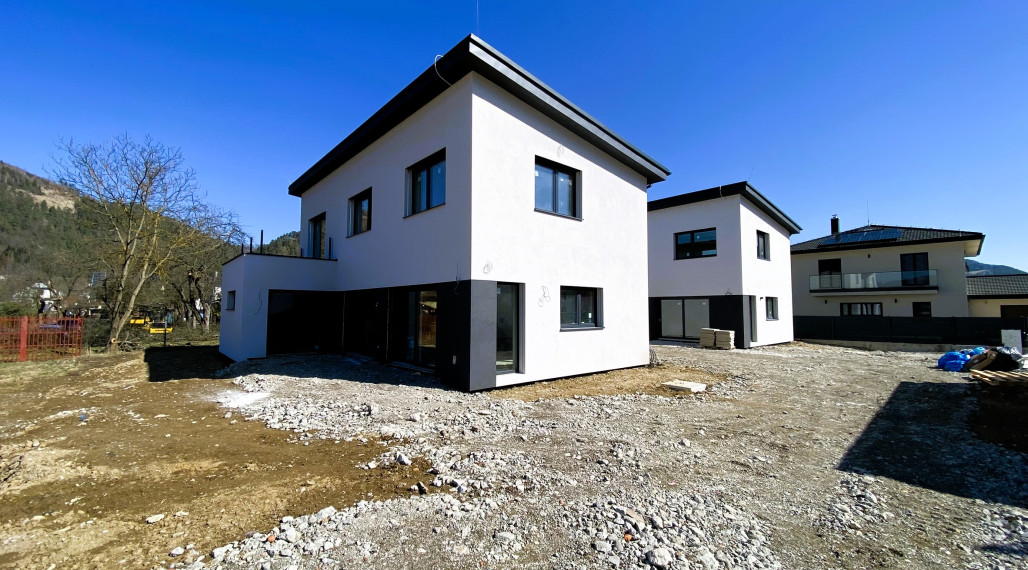 Novostavba 5-izbová vila, 175m2, Považský Chlmec - ZA