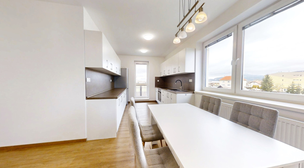 Predaj: NOVOSTAVBA 3 izbový byt s balkónom a 2 parkovacími miestami - Maršová-Rašov