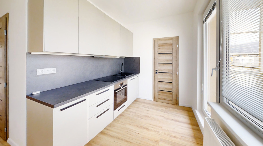 Moderný 2-izbový byt po kompletnej rekonštrukcii, Žilina – Vlčince