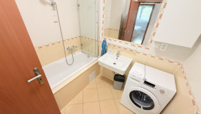 Prenájom 3-izb. bytu | 81 m2 | Bajzova | zariadený | s parkovaním