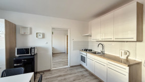 Prenájom 1-izb. bytu | Zvolenská | 41 m2 | zariadený | po rekonštrukcii