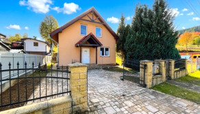 Predaj: 4 izbový rodinný dom Prostredný Vadičov s veľkým pozemkom