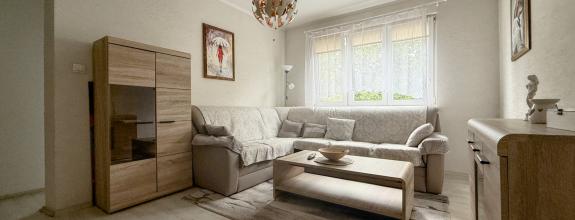 2-izb. byt blízko Bulváru | 52 m2 | komplet. rek. | ul. Fándlyho