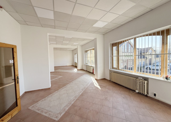 Obchodné priestory v blízkosti frekventovanej cesty | 128 m