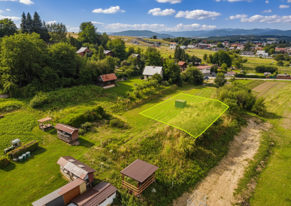 Stavebný pozemok na rodinný dom | 825 m2 | Višňové