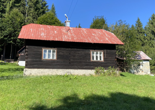 Drevenica v pôvodnom stave - len 4 km od SKI Makov, okres Čadca