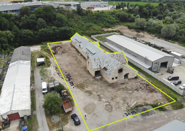 Pozemok na skladovanie a ľahký priemysel | Strečno | 3560 m2