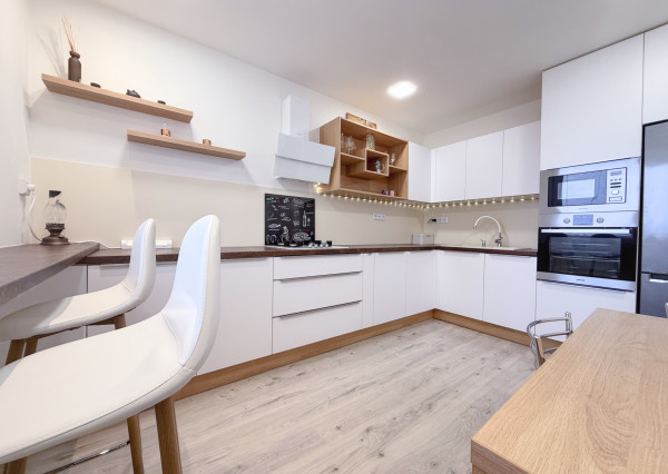 Prenájom 3i | komplet rekonštrukcia | zariadený | Hliny | Považská Bystrica