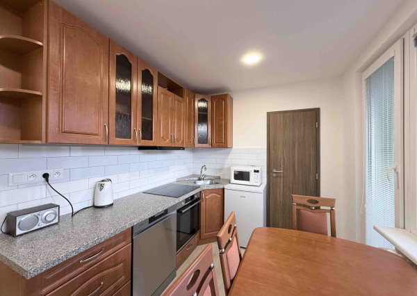 Prenájom 2 izbového bytu v centre Žiliny