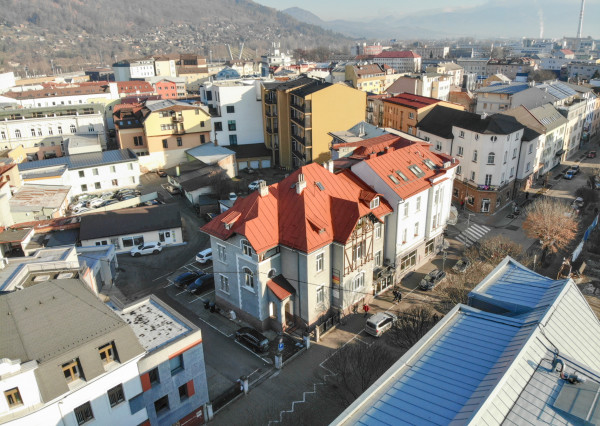 Súbor komerčných budov s parkovaním v úplnom centre Žiliny | 1581 m2