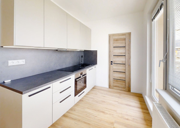 Moderný 2-izbový byt po kompletnej rekonštrukcii, Žilina – Vlčince