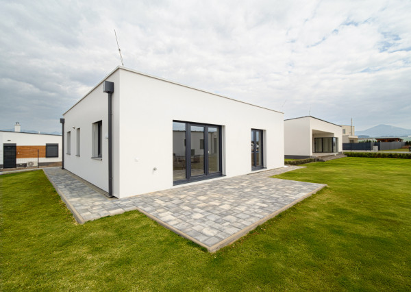 Predaj: Novostavba 4-izbový bungalov Košťany nad Turcom (možný odpočet DPH)