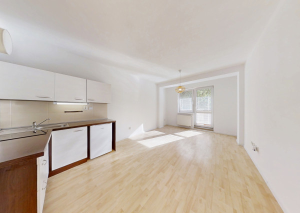 04/2026 ÚSPEŠNE PREDANÉ: Veľká garsónka s balkónom, ul. Kvačalová, Žilina