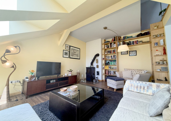 PRIPRAVUJEME: Podkrovný 3-izb. blízko centra | 132 m2 | krásna terasa