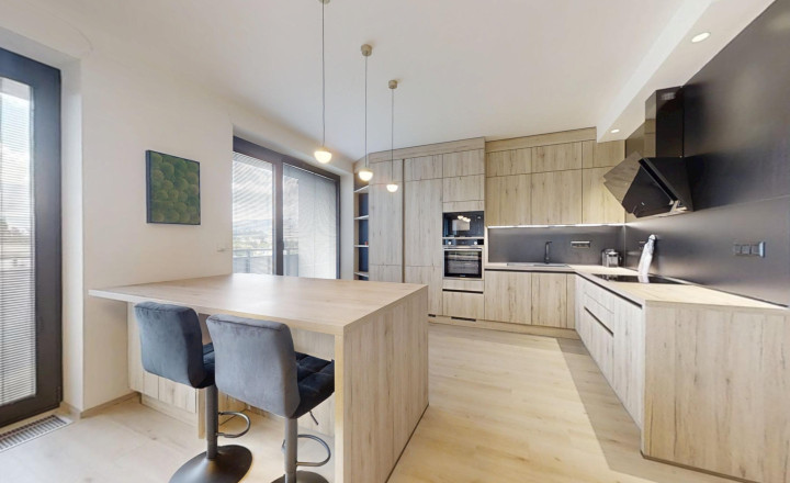 PREDANÝ: 4i penthouse 150 m2 | Žilina | Komenského Rezidencia - fotografia 1