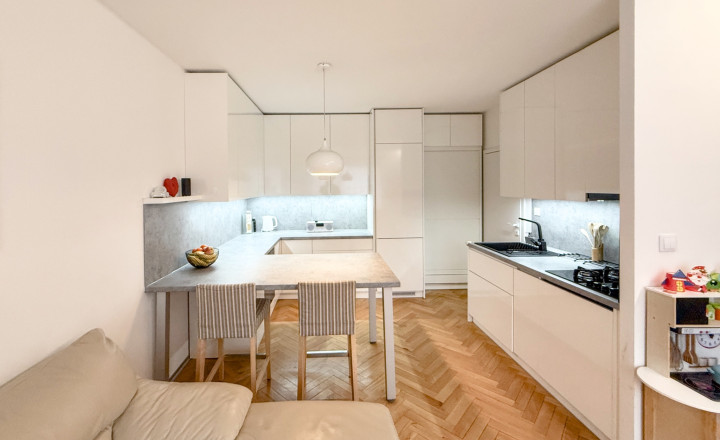 PREDANÝ: Vkusne zrekonštruovaný 3+kk | 68 m2 | 2x šatník | loggia - fotografia 1