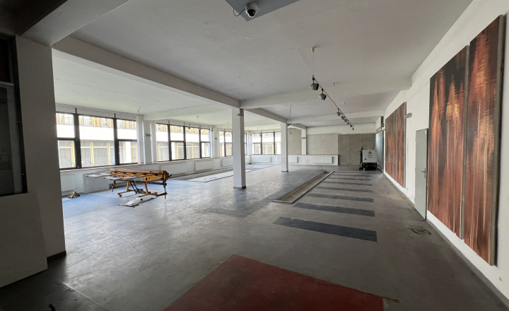 PREDANÉ: Polyfunkčná budova 1100 m2 | 2566 m2 priľahlých pozemkov | Ružomberok - fotografia 5