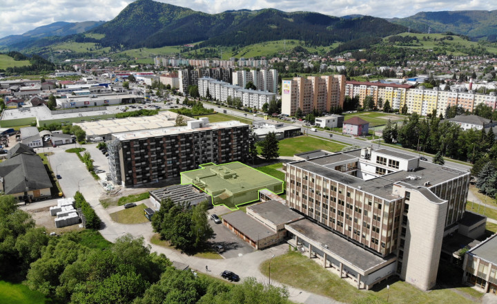 PREDANÉ: Polyfunkčná budova 1100 m2 | 2566 m2 priľahlých pozemkov | Ružomberok - fotografia 3