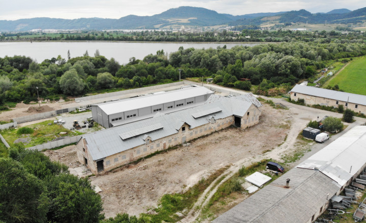 Pozemok na skladovanie a ľahký priemysel | Strečno | 3560 m2 - fotografia 7