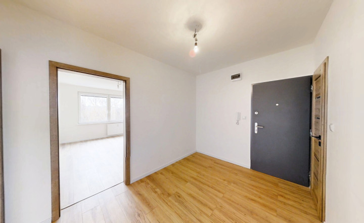 REZERVOVANÝ: Moderný 2-izbový byt po kompletnej rekonštrukcii, Žilina – Vlčince - fotografia 3