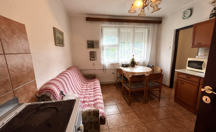 Predaj: Rodinný dom s pozemkom 3.429 m2 - Veľké Rovné - fotografia 16