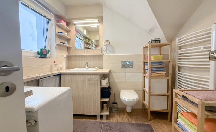 Podkrovný 3i blízko centra | 137 m2 | krásna terasa 9 m2 - fotografia 12