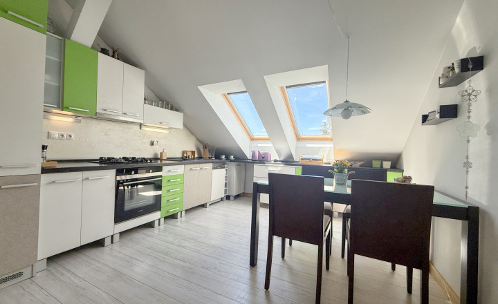 Podkrovný 3i blízko centra | 137 m2 | krásna terasa 9 m2 - fotografia 5