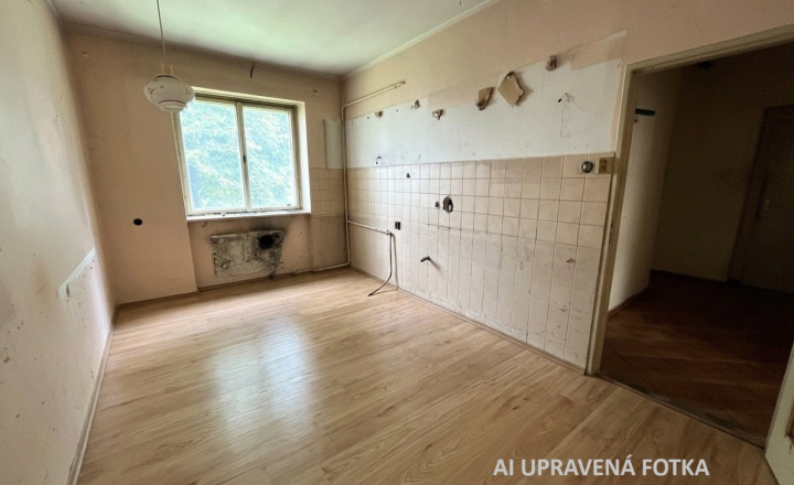REZERVOVANÉ: Predaj: 3 izbový byt Žilina-Staré mesto - fotografia 5