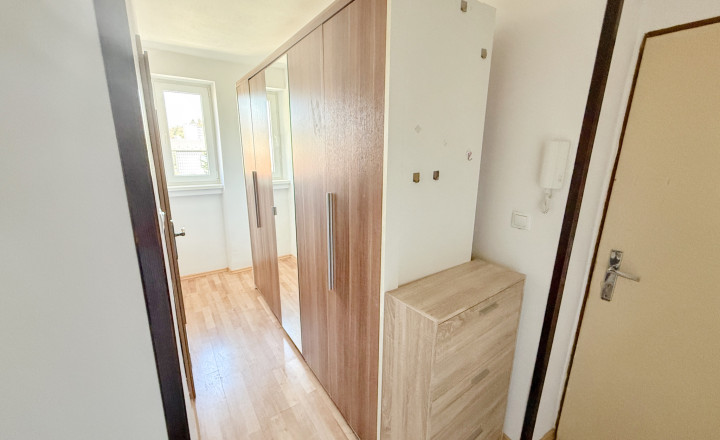 REZERVOVANÉ: Prenájom 2i | blízko centra | zariadený | 62 m2 | Hollého - fotografia 3