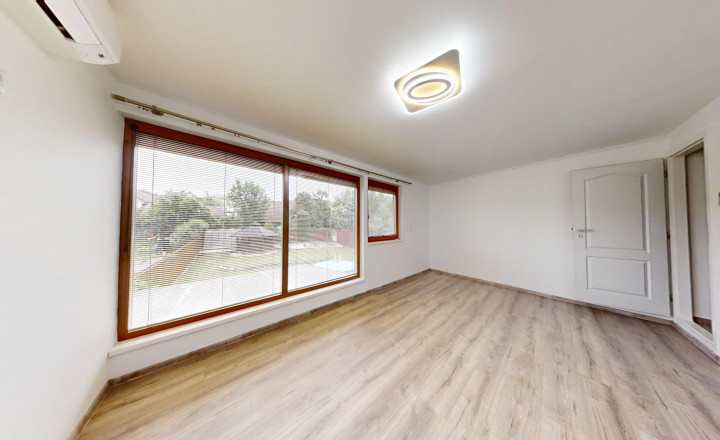 REZERVOVANÝ: Zmodernizovaný RD na bývanie aj podnikanie | 752 m2 | Rosina - fotografia 15