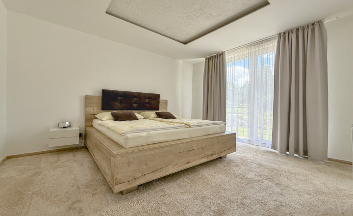 Predaj krásneho rodinného domu | 270 m2 úžitkovej plochy | 400 m2 pozemku - fotografia 10