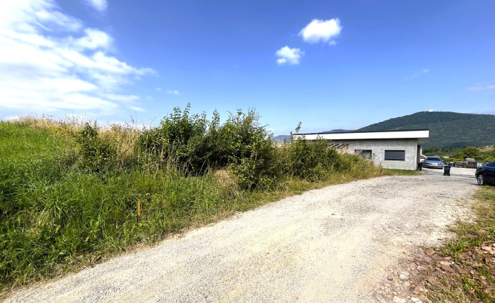 Predaj: Pozemok vhodný na výstavbu viacerých rodinných domov - Dolná Tižina (2327 m2) - fotografia 8