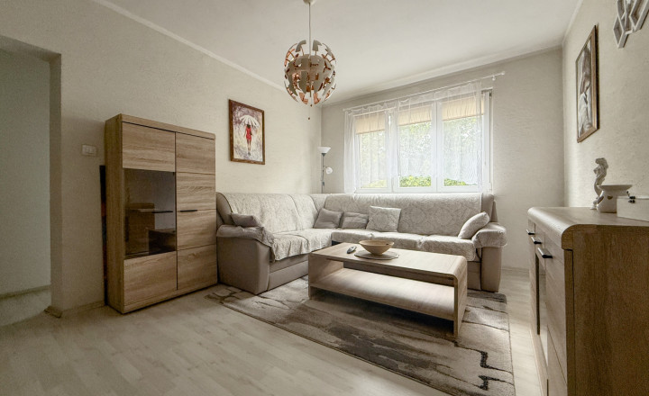 2-izb. byt blízko Bulváru | 52 m2 | komplet. rek. | ul. Fándlyho