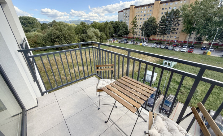 REZERVOVANÝ: Prenájom 2-izb. bytu | 68 m2 | zariadený | výťah | balkón | parkovanie - fotografia 7