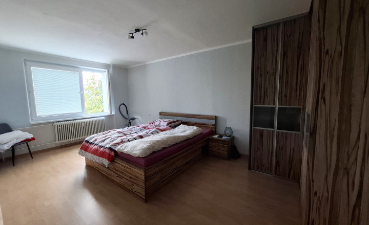 Predaj: 3 izbový byt s 2 lodžiami - ul. Lúčna, Bytča - fotografia 3