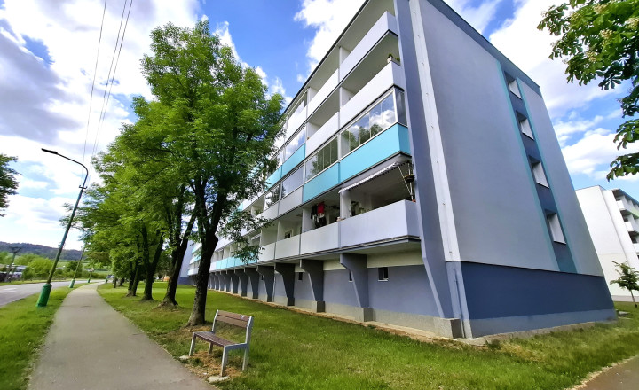 Predaj: 3 izbový byt s 2 lodžiami - ul. Lúčna, Bytča - fotografia 16