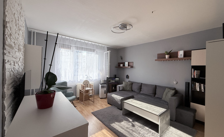 REZERVOVANÝ: 2 izbový byt Jedlíkova, Žilina-Hájik - fotografia 1